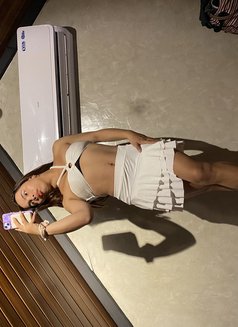 Freda - Acompañantes transexual in Makati City Photo 4 of 7