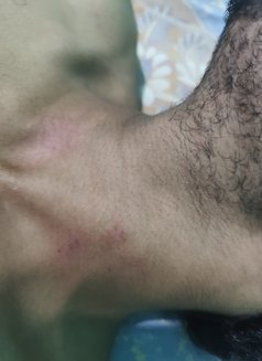 Fredy - Male escort in Kochi Photo 3 of 13