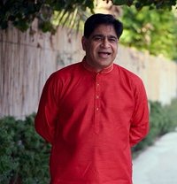 Girls Only-Meet Daddy 4 FREE-No Money - Male escort in Bangalore