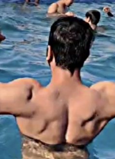 Free Hookup - Male escort in New Delhi Photo 2 of 3