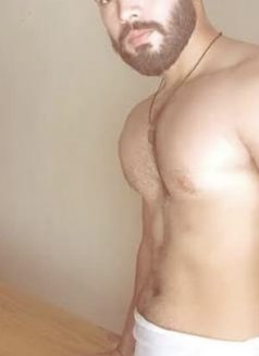 Dr stress - Male escort in Dubai Photo 2 of 4