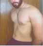 Free massage service - Male escort in Dubai Photo 4 of 4