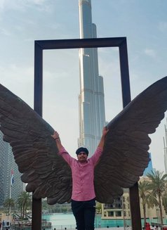 Free Ronny Call Boy - Male escort in Dubai Photo 8 of 11