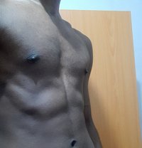 Free Service for Girls and Ladies - Acompañante masculino in Colombo
