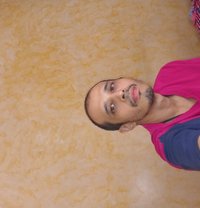Free39 - Male escort in Noida