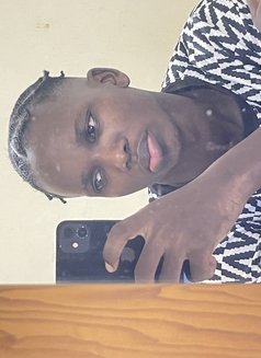 Freechoco - Male escort in Bangkok Photo 2 of 2