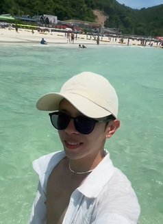 Freed - Acompañantes masculino in Al Ain Photo 6 of 7