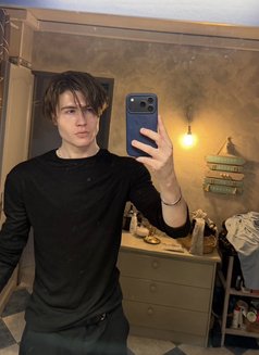 French Escort - Acompañantes masculino in Berlin Photo 3 of 22