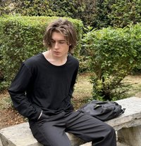 Young French Guy Open-Minded & Discreet - Acompañantes masculino in Paris