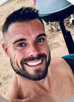 Frenchy Matt - Male escort in Dubai Photo 5 of 5