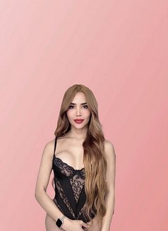 Latina beauty arabella - Transsexual escort in Kuala Lumpur Photo 3 of 30