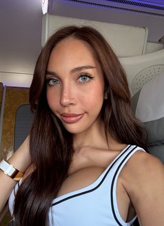 Fresh and young Sexy Cara🇹🇭🇺🇸 - puta in Bangkok Photo 3 of 13
