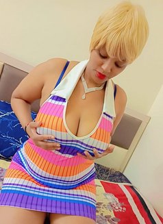 Fresh - puta in Riyadh Photo 3 of 5