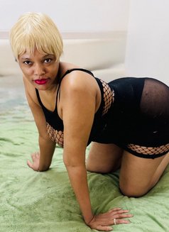 Fresh - puta in Riyadh Photo 5 of 5