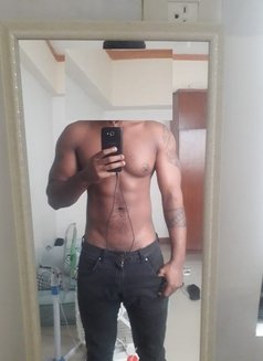 Fresh Guys - Male escort in Lomé Photo 1 of 1