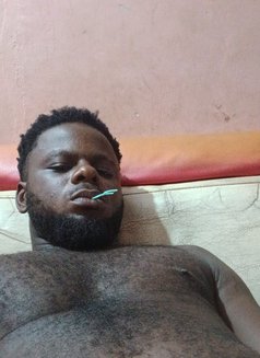 Fresh - Acompañantes masculino in Accra Photo 3 of 3