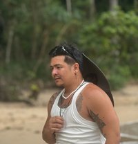 Fresh Single Dad in Town! - Male escort in Manila