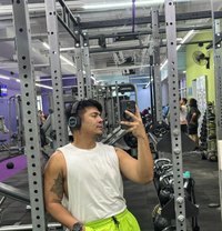 Fresh Single Dad in Town! - Male escort in Manila