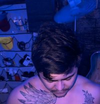 Fresh Single Dad in Town! - Male escort in Manila