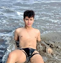 Fresh/Young & Innocent w/ Big Cock - Male escort in Manila