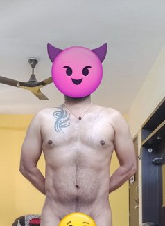 Freshintown - Male adult performer in Pune Photo 3 of 3