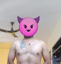 Freshintown - Intérprete masculino de adultos in Pune