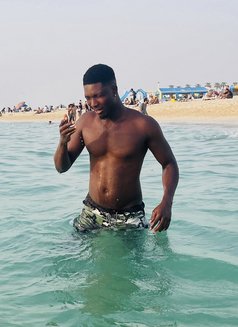 Freshly nauthy Massage ladies only - Acompañantes masculino in Dubai Photo 3 of 3