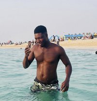 Freshly nauthy Massage ladies only - Male escort in Dubai