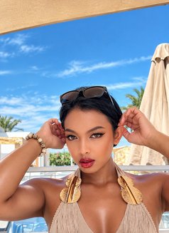 Freshy - Acompañantes transexual in Abu Dhabi Photo 22 of 26