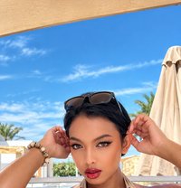 Freshy - Transsexual escort in Abu Dhabi