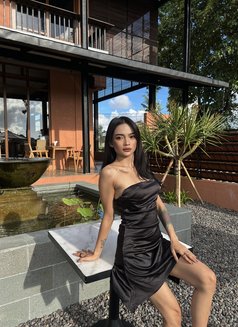 FREYA BEST DEEPTHROAT IN SEMINYAK - puta in Bali Photo 2 of 12