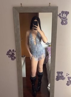 Freya - escort in Guam Photo 4 of 5