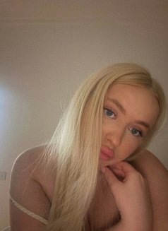 Freya - escort in Dubai Photo 10 of 11