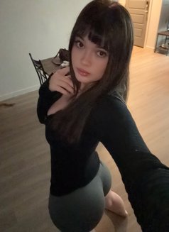 Frianaiss - escort in Paris Photo 1 of 1