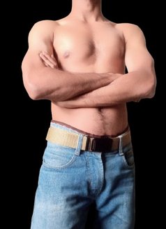 Friendly Ril. Trust. Privacy. Protection - Acompañantes masculino in Pune Photo 7 of 7