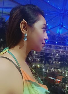 Friends With Benefits 🤗 - puta in Bangalore Photo 1 of 1