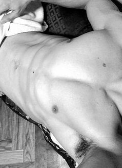 Froi'masseur - masseur in Taipei Photo 6 of 14