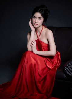 Frosty the Snow Girl - puta in Bangkok Photo 3 of 6