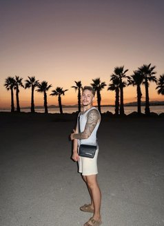 Ftm Stefan - Transsexual escort in Bangkok Photo 3 of 6