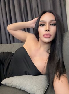 Fuck hard & popper - Transsexual escort in Riyadh Photo 18 of 18