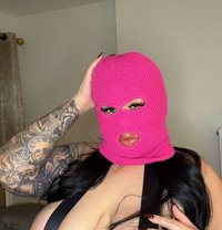 Fuck the shit out of me - puta in Okinawa Island Photo 1 of 11