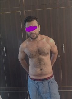 Fuckiologist from India (till 24 March) - Male companion in Bangkok Photo 16 of 21