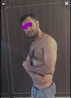 Fuckiologist from India (till 24 March) - Male companion in Bangkok Photo 20 of 21