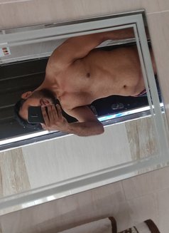 Fuckiologist - Acompañante masculino in New Delhi Photo 16 of 28