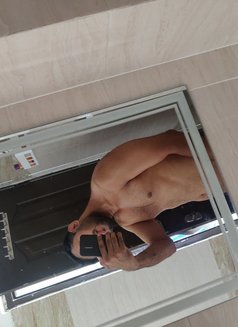 Fuckiologist - Acompañante masculino in New Delhi Photo 15 of 28