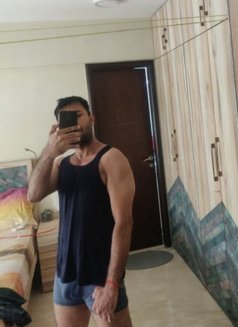 Fuckiologist - Acompañante masculino in New Delhi Photo 2 of 28