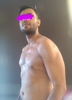 Fuckiologist from India (till 24 March) - Male companion in Bangkok Photo 15 of 21