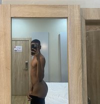Fuckmedaddy - Male escort in Nairobi