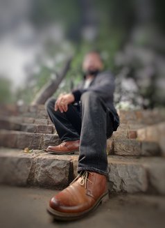Fuddimaster - Male companion in New Delhi Photo 1 of 6