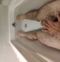 Fuddimaster - Male companion in New Delhi